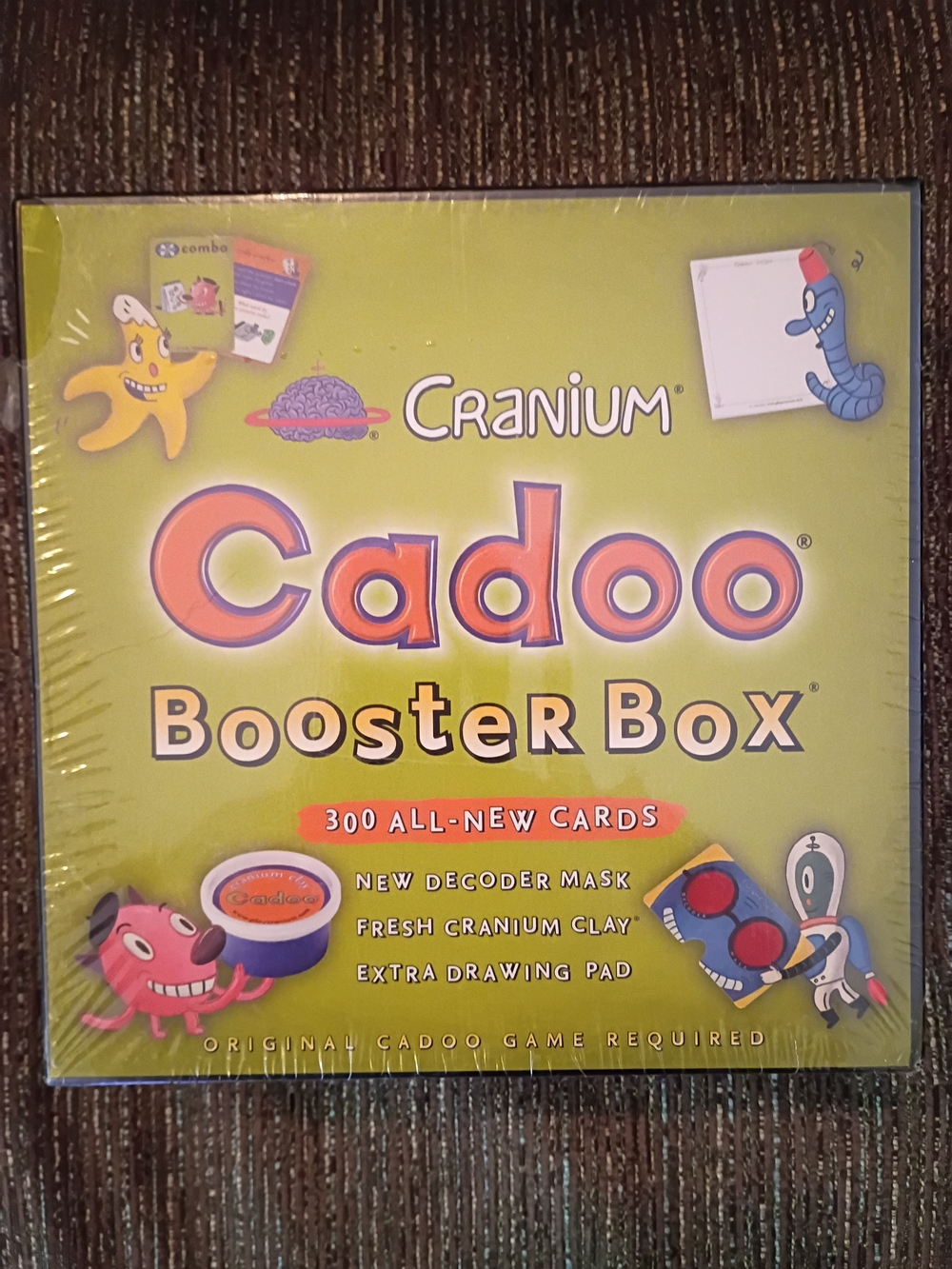 Cranium Cadoo Booster Box Expansion 300 Cards, Decoder Mask, Clay, Drawing Pad
